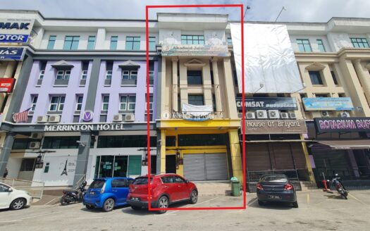 Temerloh Main Town 4-Storey Shop Lot for Sale