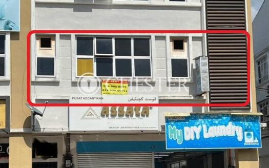 Mentakab 3-Storey Corner 1st Floor Shop Lot for Rent